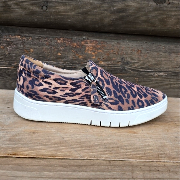 Naturalizer Hawthorne Leopard Print, Platform, Comfort, Loafer, Sneaker WMS 7M - Picture 2 of 16